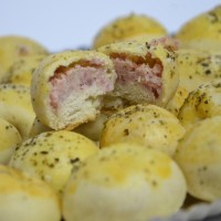 Detalhes do produto Esfiha de Presunto e Queijo (25g)